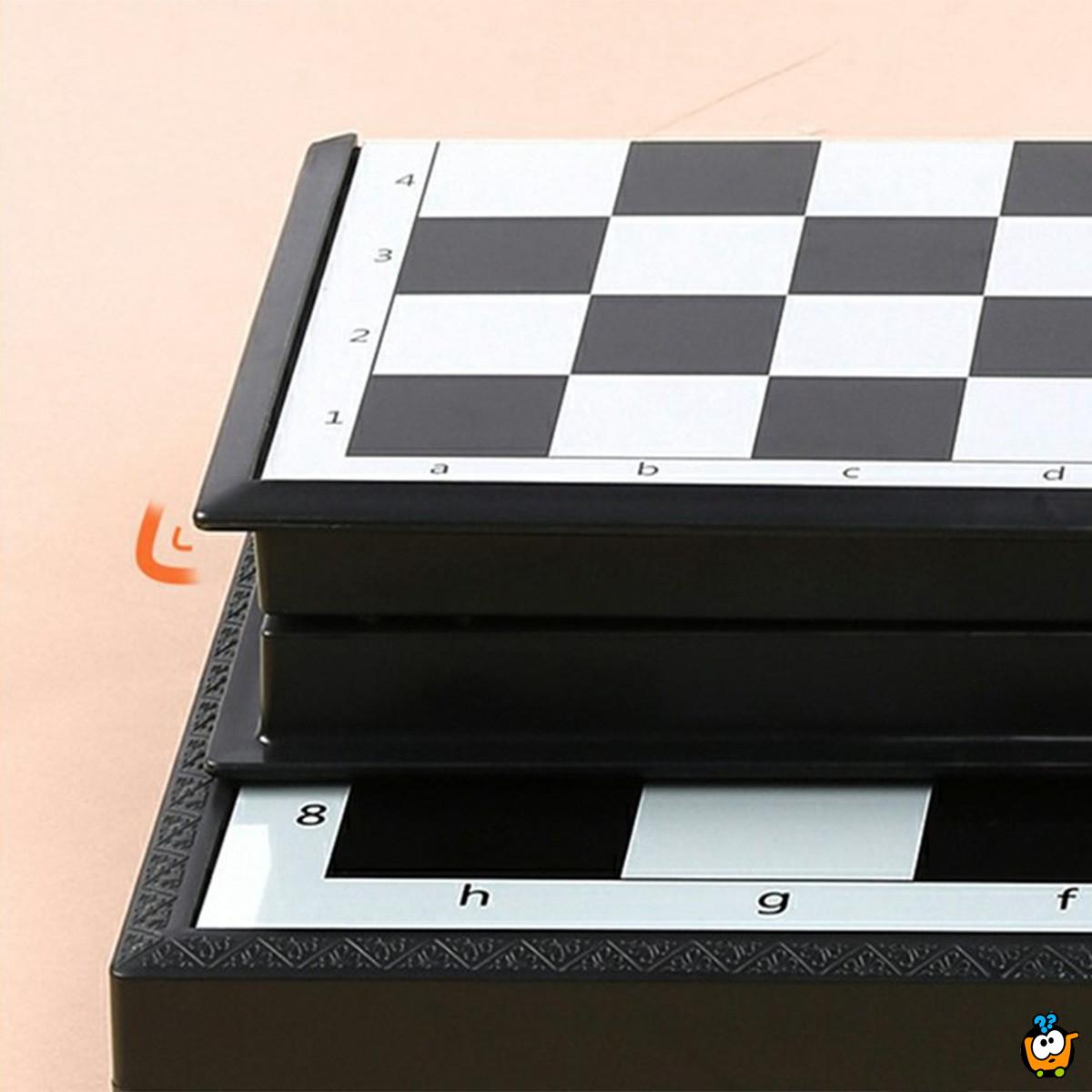 Sklopivi magnetni šah - trenira vijuge, razvija um