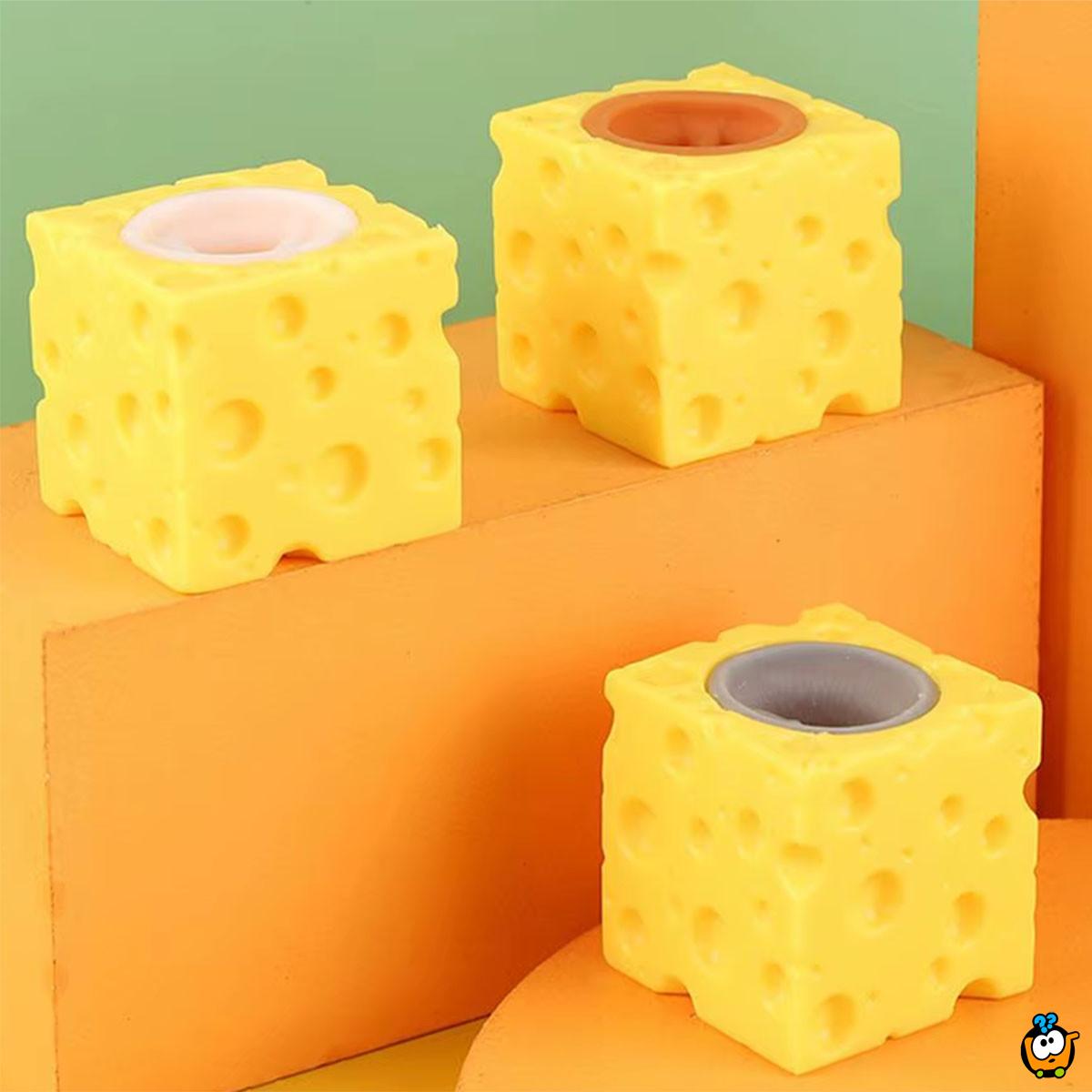 Squeeze Toy - Stisni kocku sira i iznenadi se