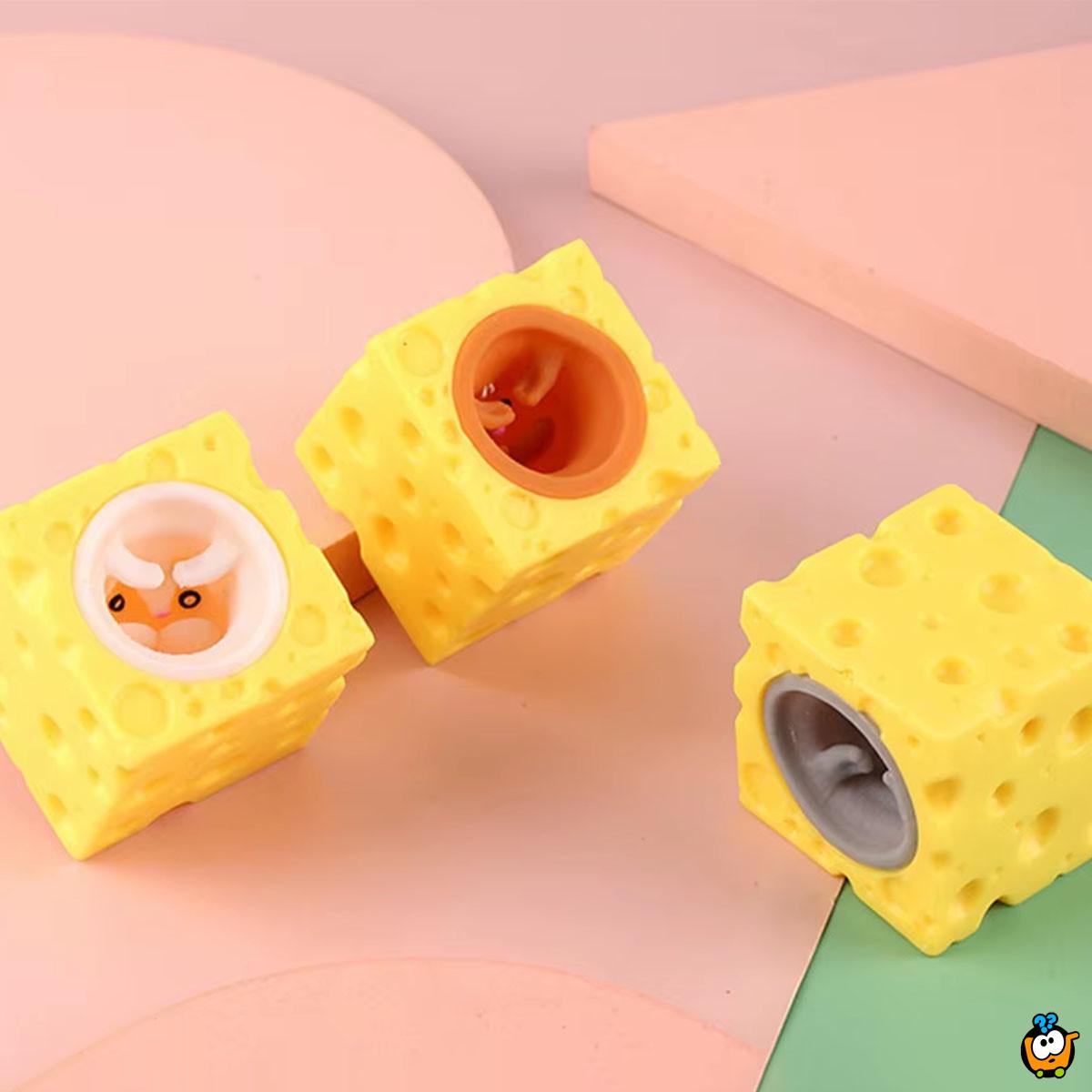 Squeeze Toy - Stisni kocku sira i iznenadi se