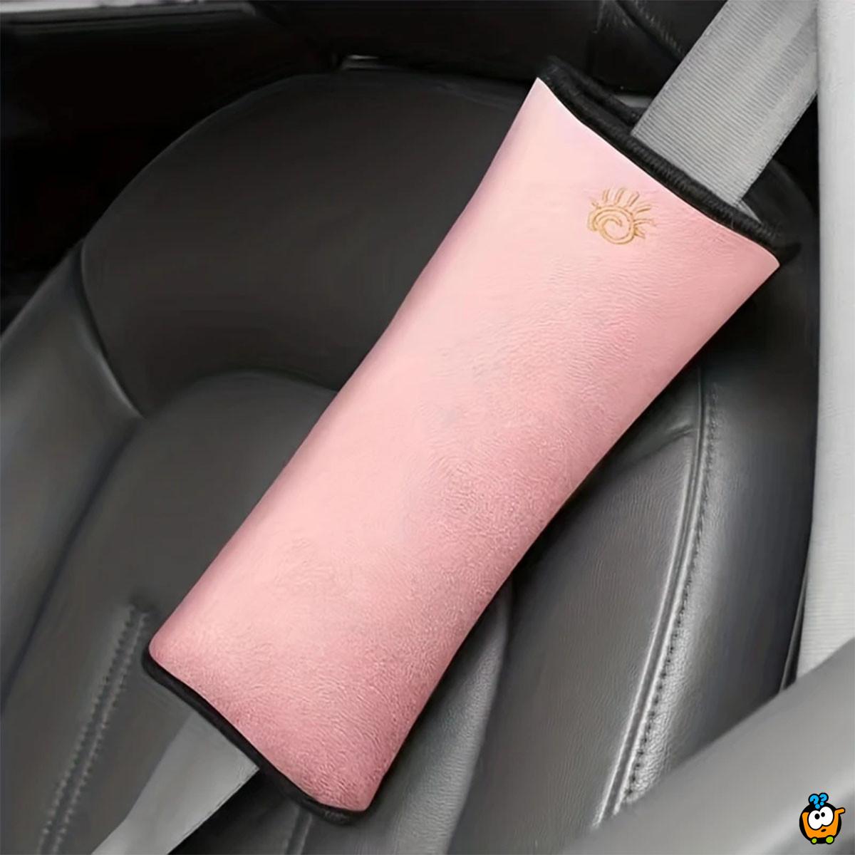 Plišani jastuk za auto-pojas