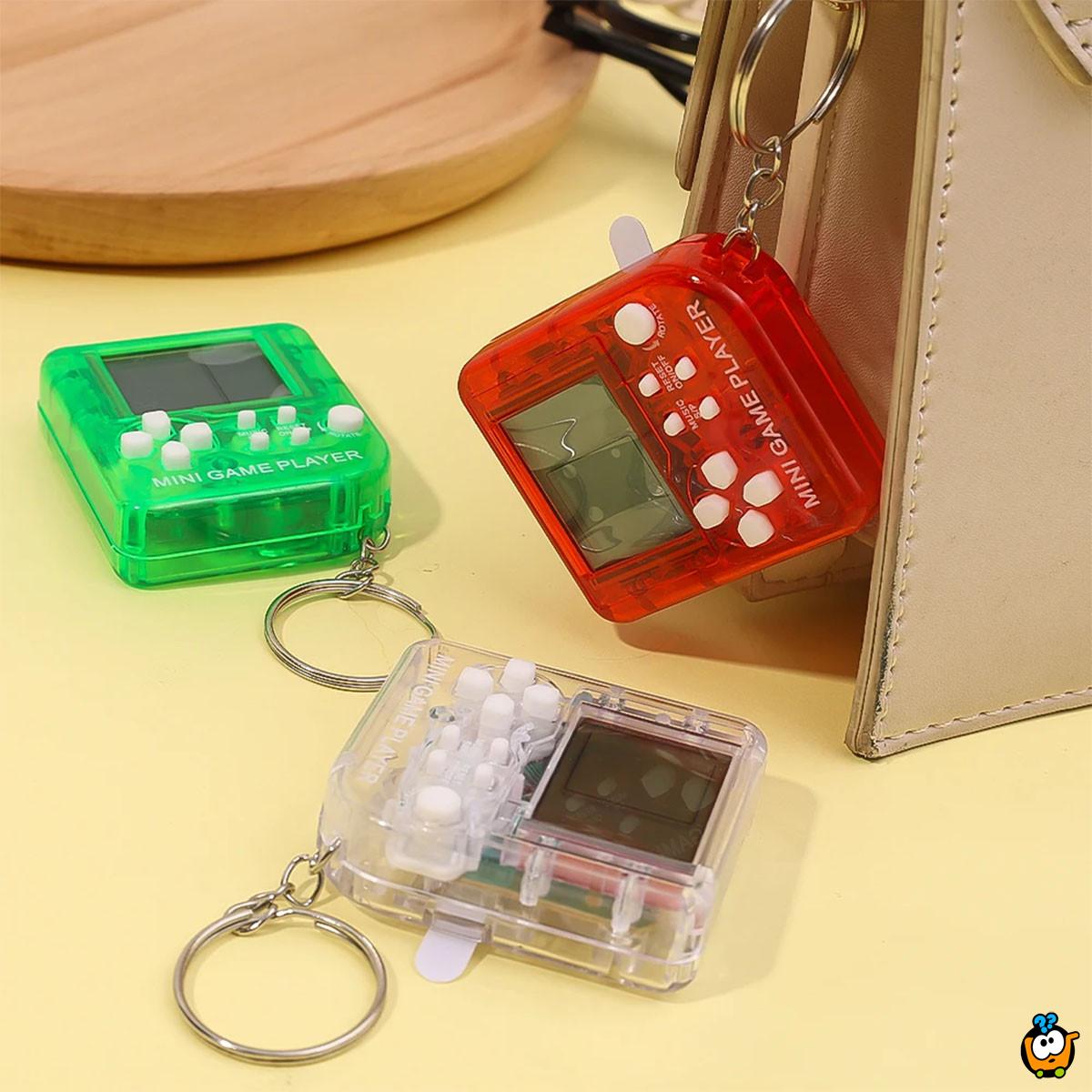 Gaming Privezak - Retro džepna konzola