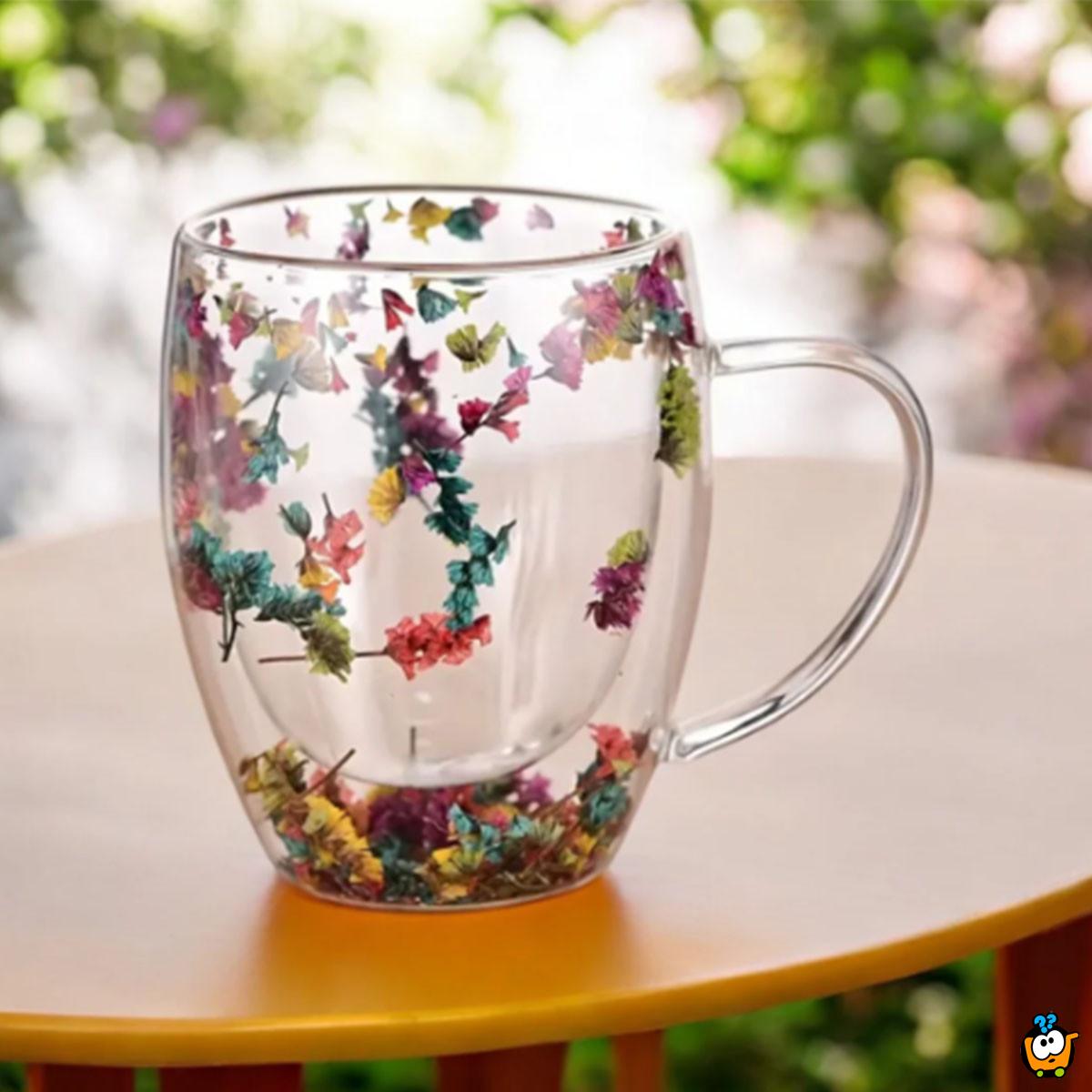 Elegantna šoljica sa duplim dnom cvetnog dezena