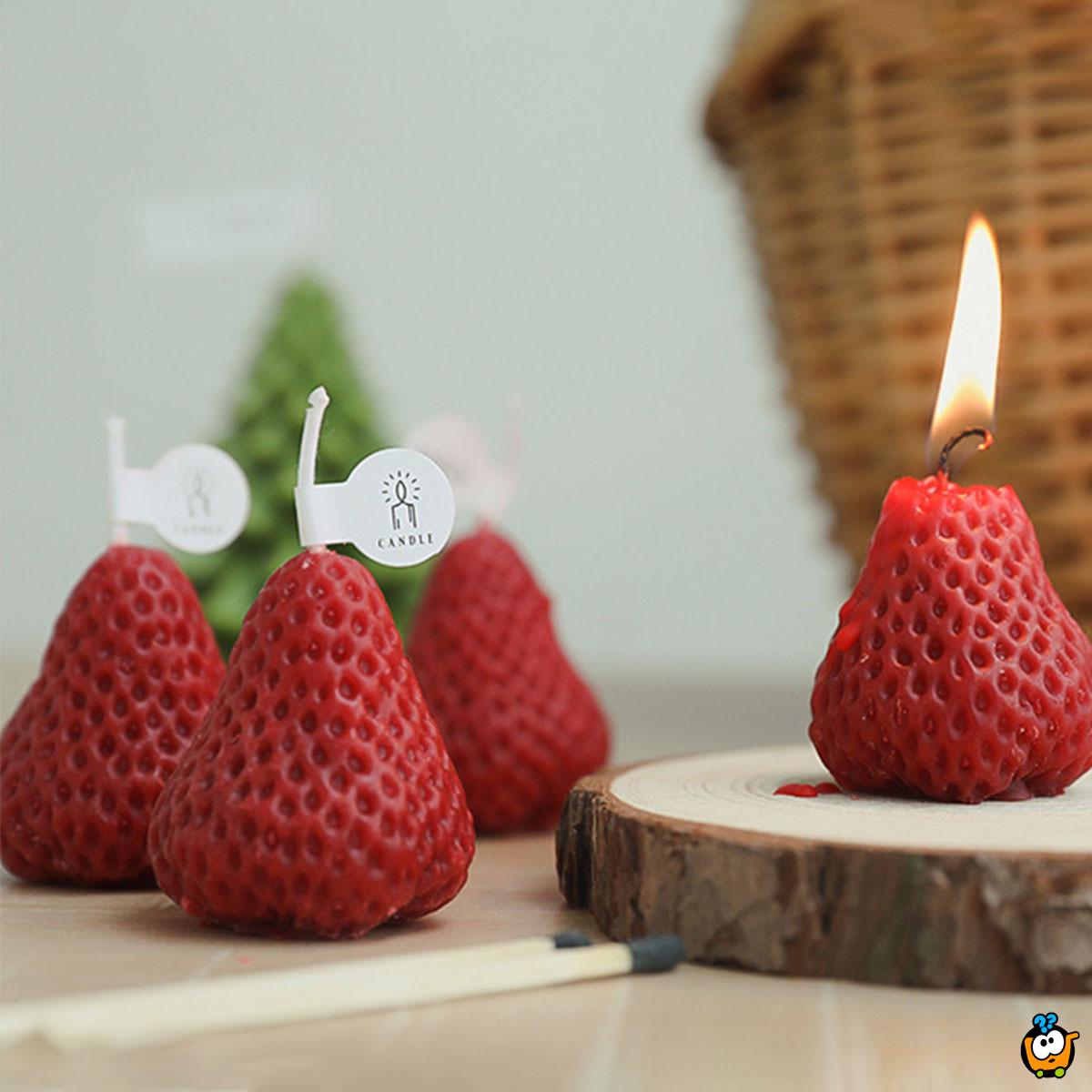 Strawberry Candle - Set od 4 mirisne sveće u obliku jagode