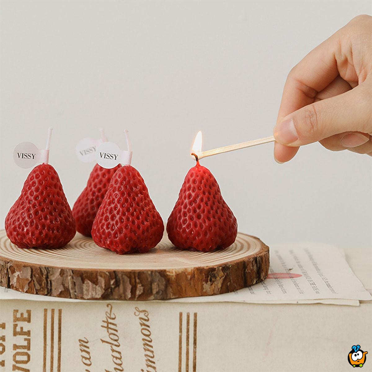 Strawberry Candle - Set od 4 mirisne sveće u obliku jagode