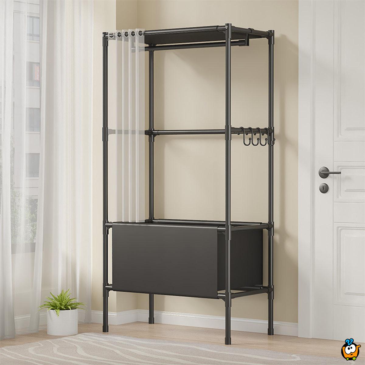 Sklopivi ormar sa zavesom – praktičan i kompaktan