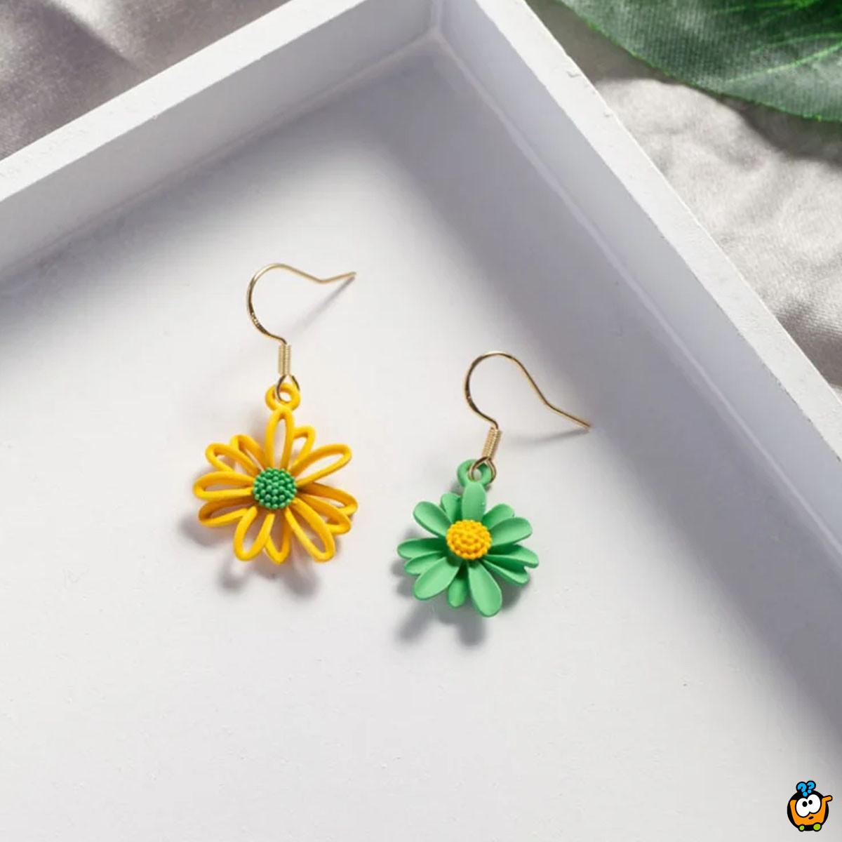 Lovely Daisy - Moderna minđuša sa cvetićem