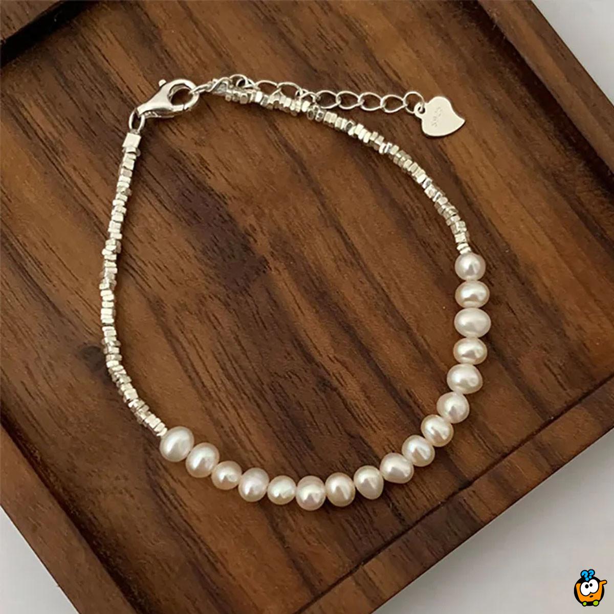 Silver and pearls - narukvica sa bisernim i srebrnim nizom