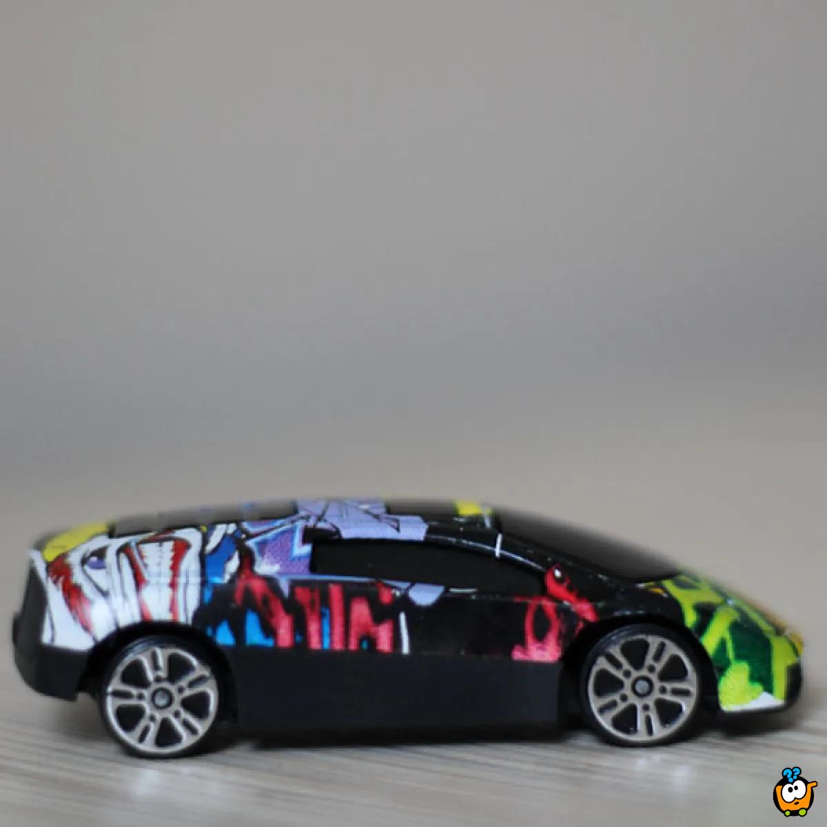 Racer car - Mini šareni autić