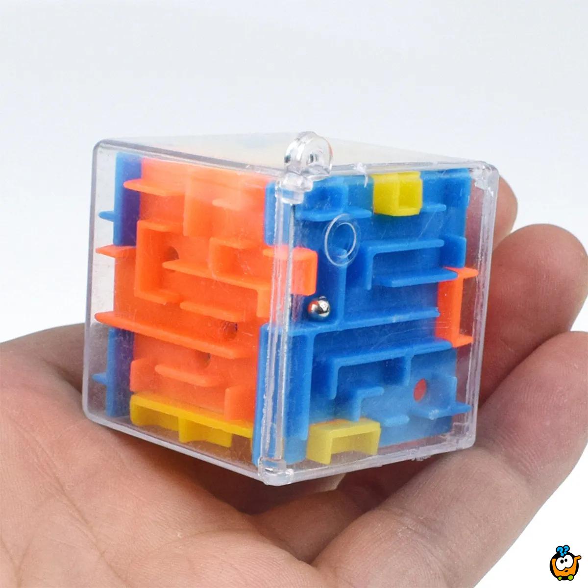 Magic cube - rotirajuća lavirint kocka