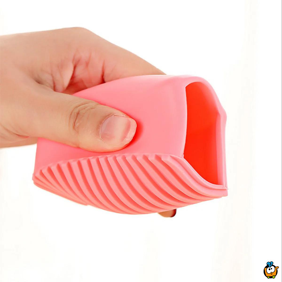 Washing brush - Silikonska četka za pranje veša