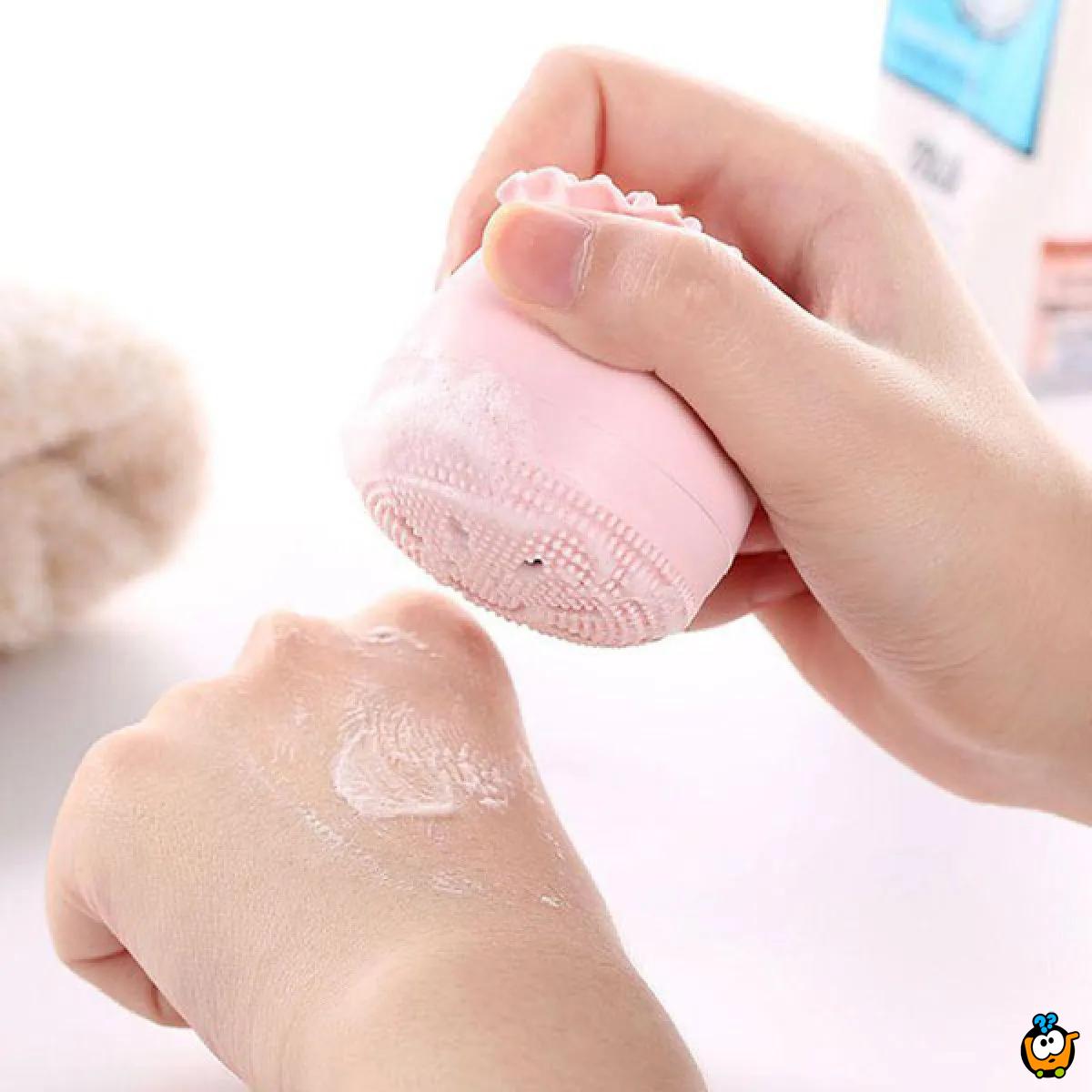 Silicone face brush - Silikonska četka za piling i čišćenje lica